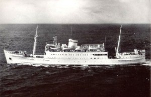 シーオーグの船「アポロ号」
